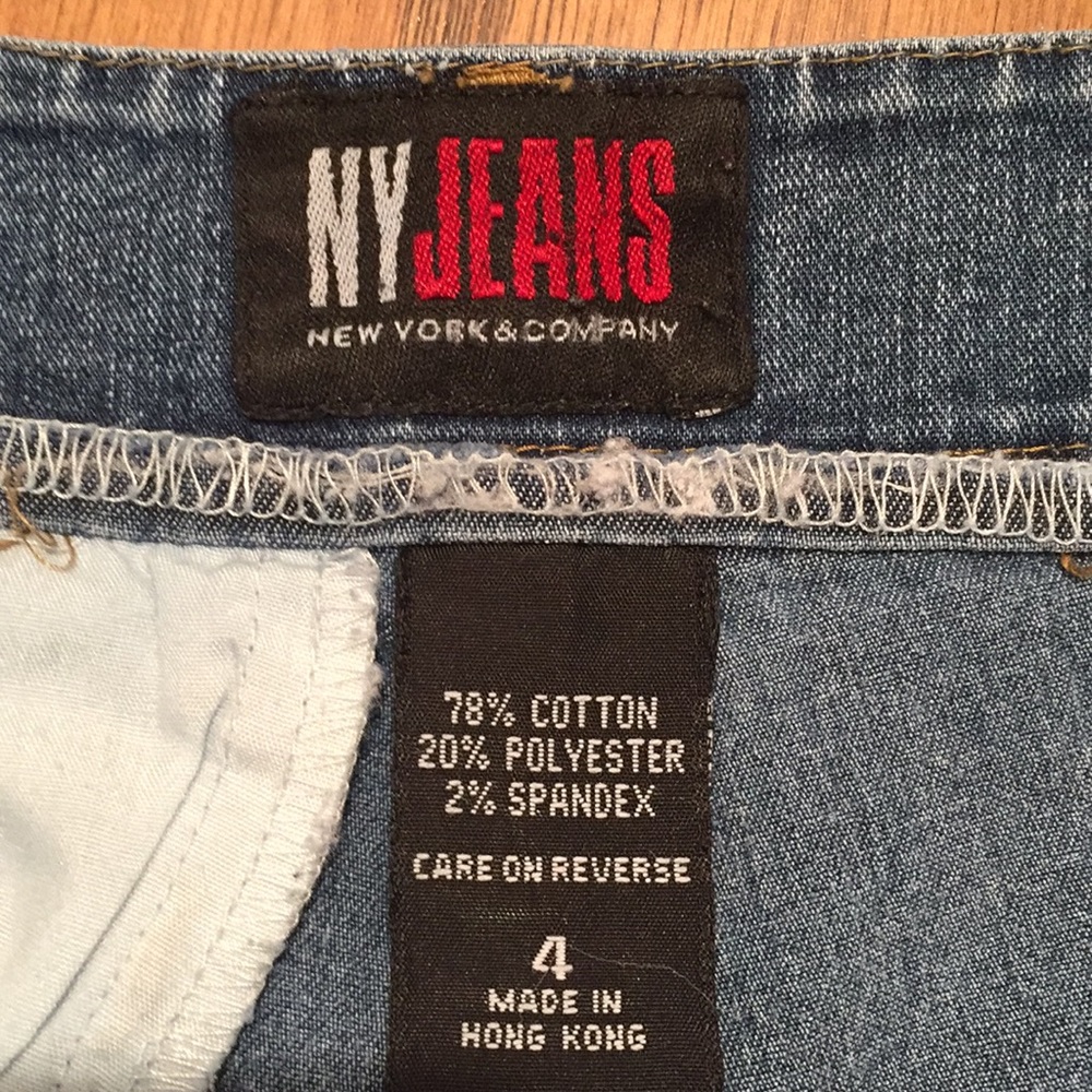 New York & Co. jean shorts - Picture 5 of 5